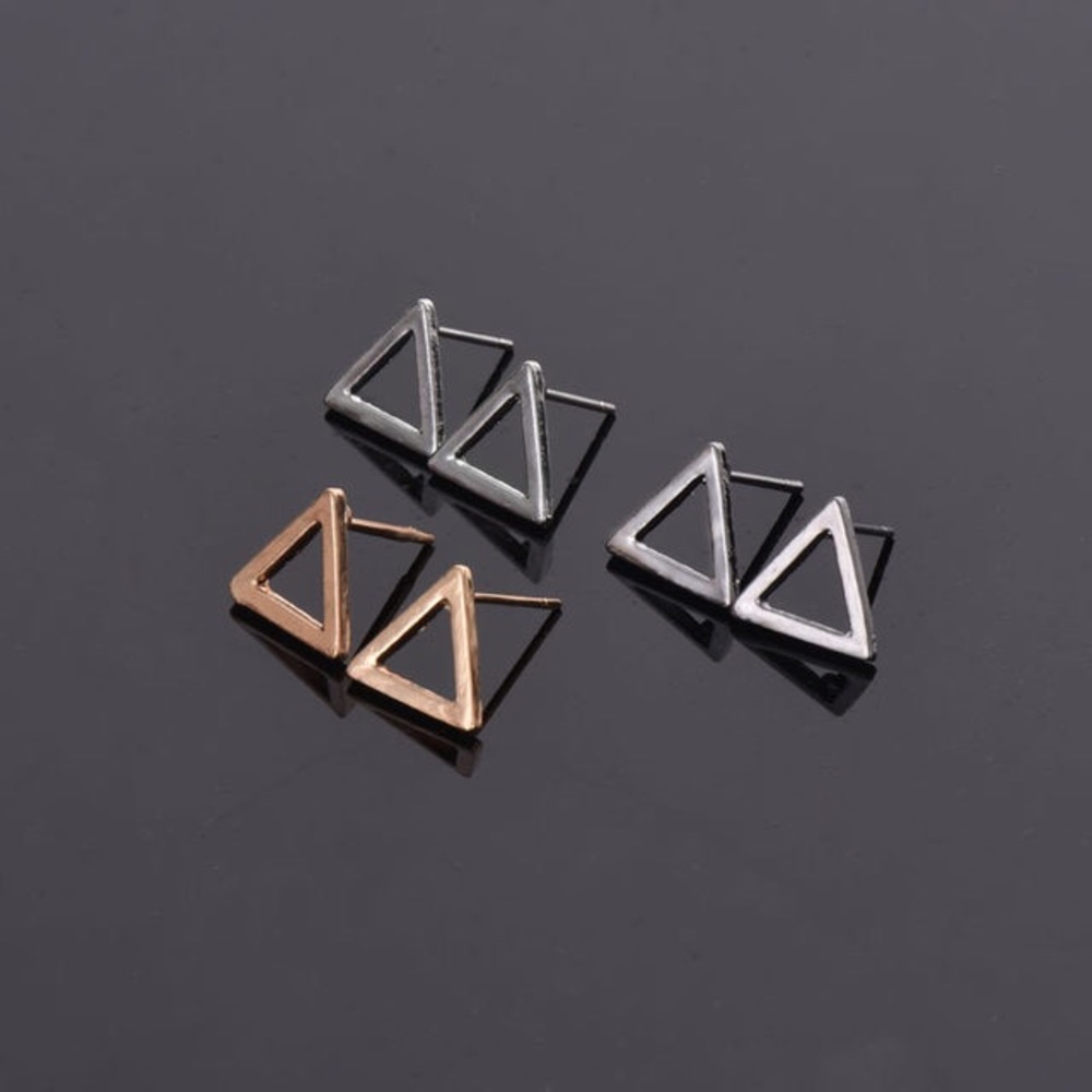 New simple studded minimalist triangle earrings!